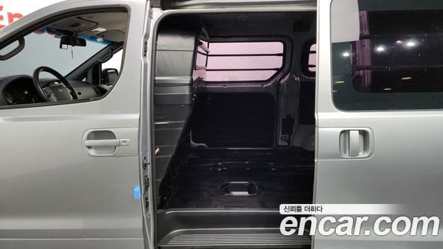 Hyundai Grand Starex CVX Luxury, 2014 11