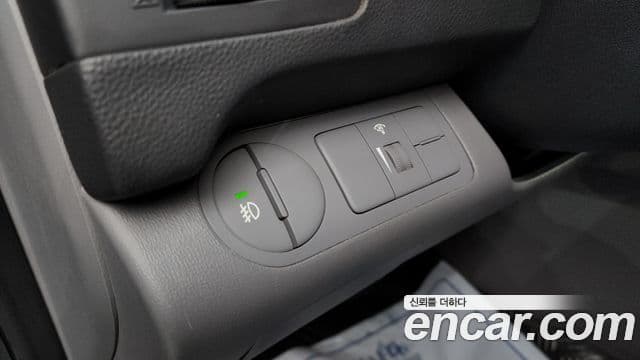 Hyundai Grand Starex CVX Luxury, 2014 15