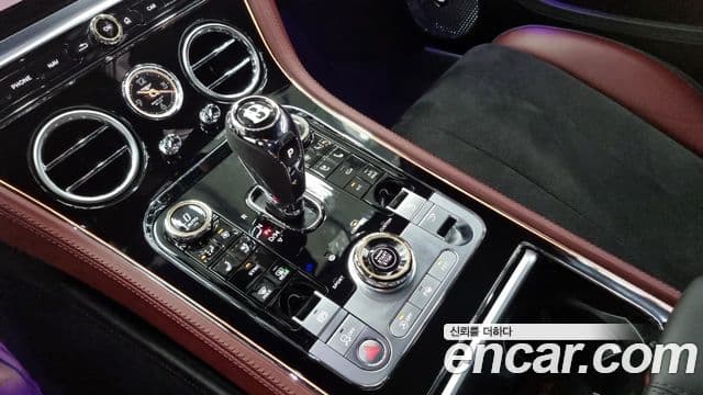 Bentley Continental GT 3세대 4.0 GTS, 2024 9
