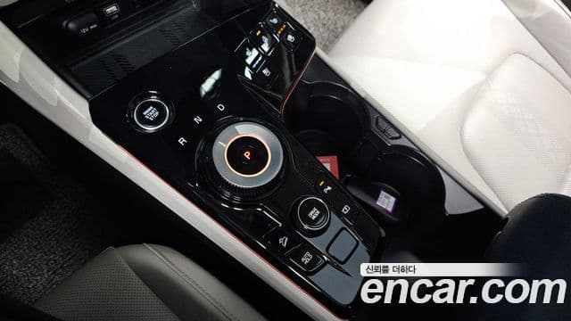 Kia Sportage 5세대 гибрид Signature 2WD, 2022 9