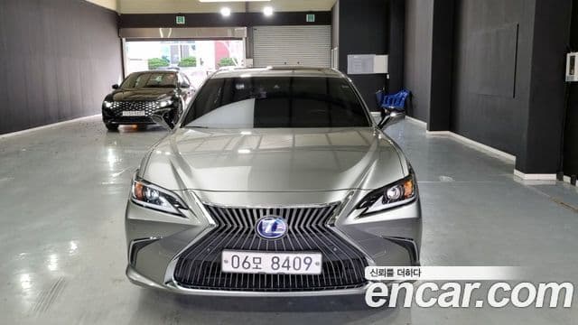 Lexus ES300h 7세대 Luxury Plus, 2019 1