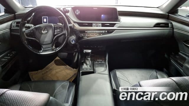 Lexus ES300h 7세대 Luxury Plus, 2019 11