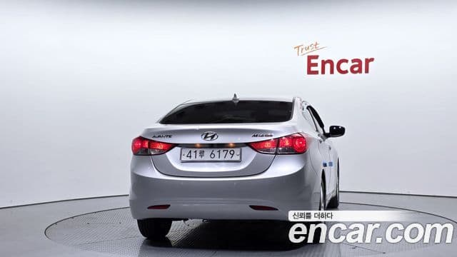 Hyundai Avante MD Luxury, 2012 4