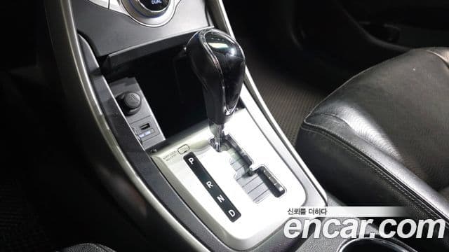 Hyundai Avante MD Luxury, 2012 9