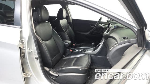 Hyundai Avante MD Luxury, 2012 10