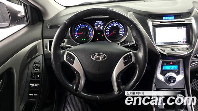 Hyundai Avante MD Luxury, 2012 13