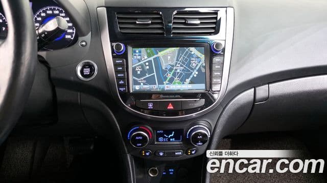 Hyundai Accent(новый кузов / новое поколение) Wit 1.6 GDI Blue Saver, 2015 15