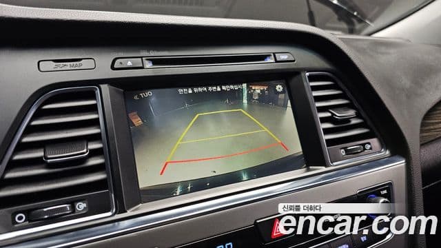 Hyundai LF Sonata Premium, 2015 15