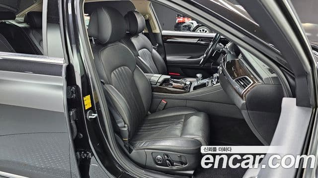 Genesis G90 Premium Luxury, 2019 10