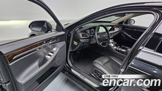 Genesis G90 Premium Luxury, 2019 11