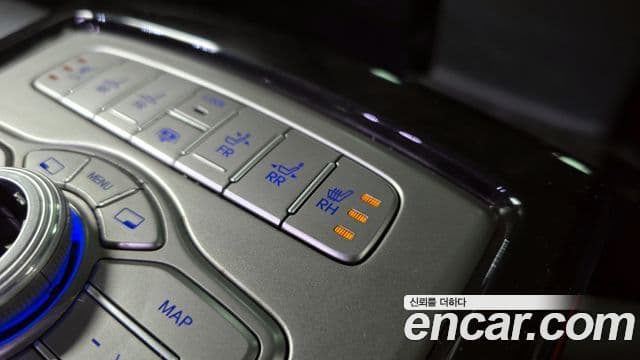 Hyundai Genesis Special, 2013 18