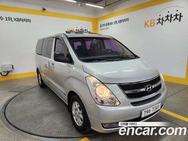 Hyundai Grand Starex CVX Premium, 2008 1
