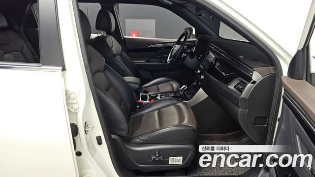 KG모빌리티(SsangYong) Beautiful Korando бензин 1.5 2WD C7, 2020 11