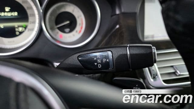 Mercedes-Benz CLS-класс W218 CLS350, 2013 9