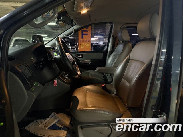 Hyundai Grand Starex CVX Premium, 2015 16