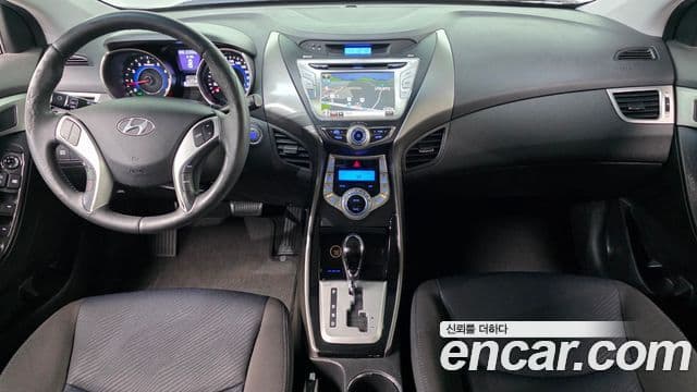 Hyundai Avante MD Premier, 2012 7