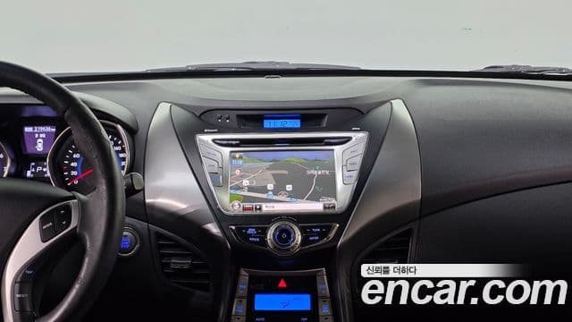 Hyundai Avante MD Premier, 2012 16