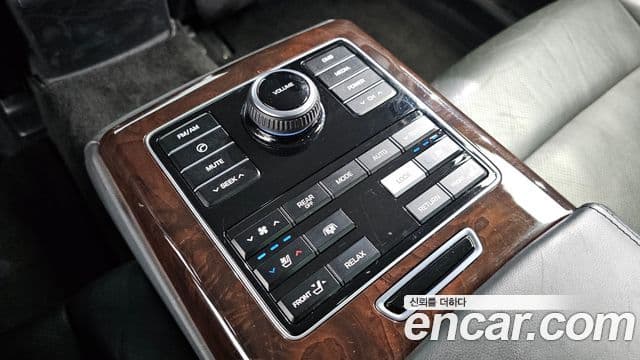 Hyundai Equus(новый кузов / новое поколение) Exclusive, 2015 18