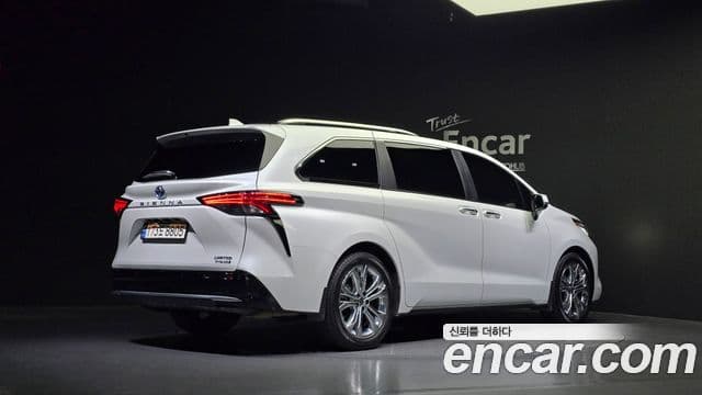 Toyota Sienna 4세대, 2023 2