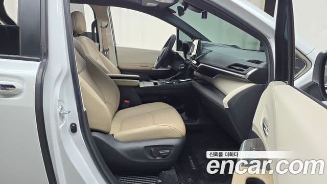 Toyota Sienna 4세대, 2023 10