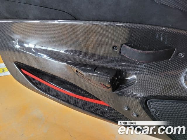 Ferrari 488 피스타 3.9 Spyder, 2020 17