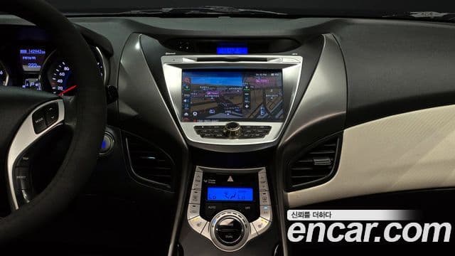 Hyundai Avante MD Premier, 2012 15