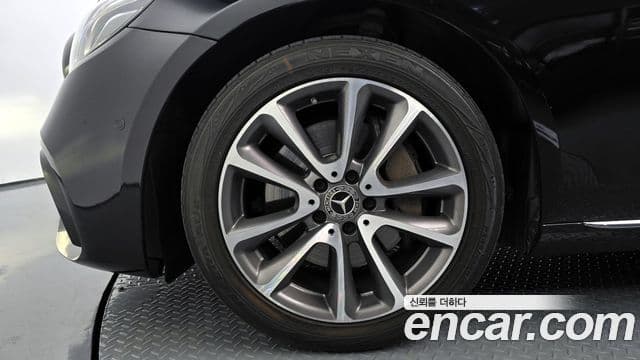 Mercedes-Benz E-класс W213 Avantgarde, 2019 все фото