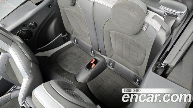 Mini Cooper S кабриолет 3세대, 2023 12