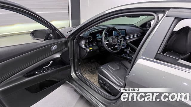 Hyundai Avante (CN7) Inspiration, 2021 10