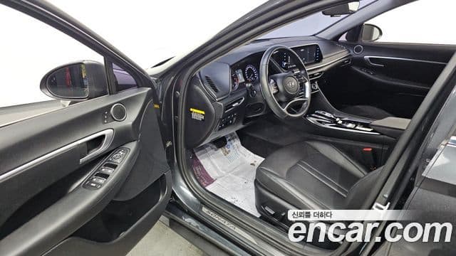Hyundai Sonata (DN8) Premium Family, 2020 10