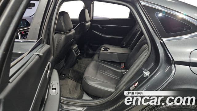 Hyundai Sonata (DN8) Premium Family, 2020 11