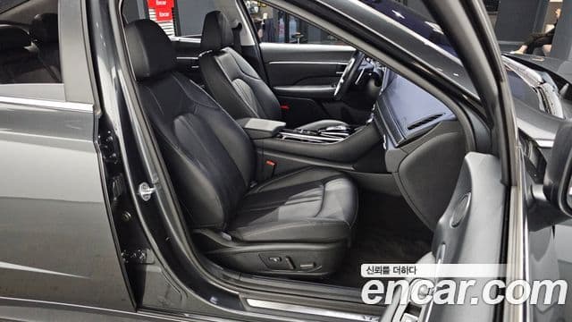 Hyundai Sonata (DN8) Premium Family, 2020 12