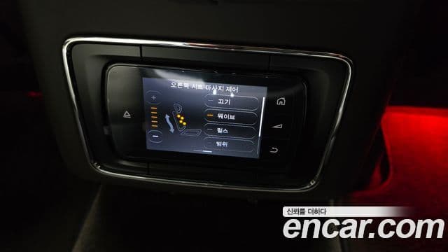 Bentley Bentayga, 2017 17