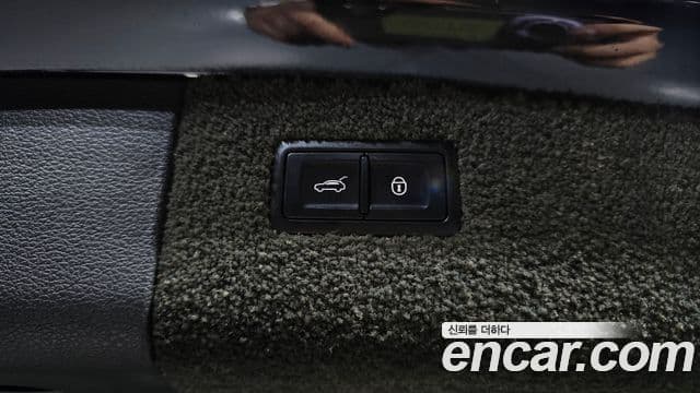 Bentley Bentayga, 2017 20