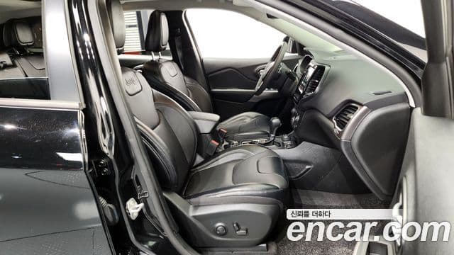 Jeep Cherokee(KL) 2.4 Limited AWD, 2022 11