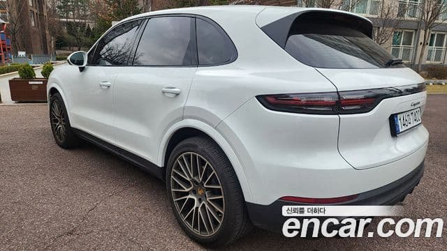Porsche Cayenne (PO536) 3.0 Platinum Edition, 2023 3