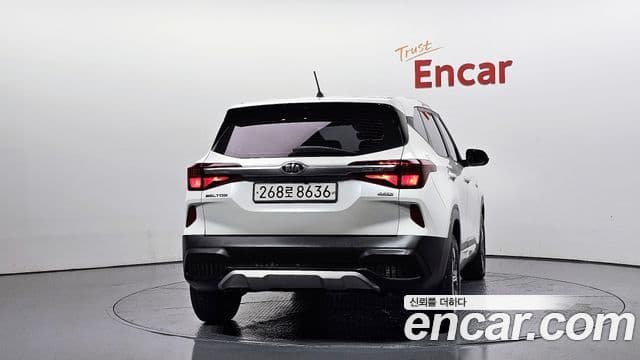 Kia Seltos Trendy, 2022 4