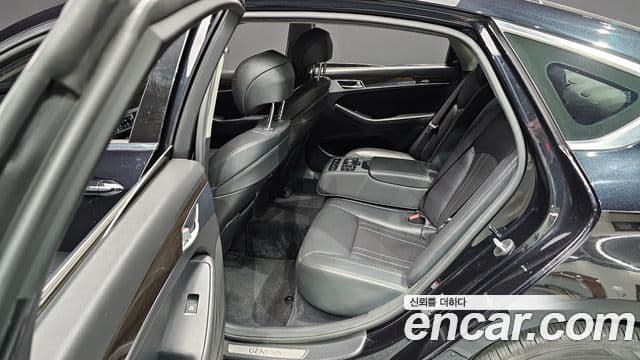 Genesis G80 Luxury, 2019 18