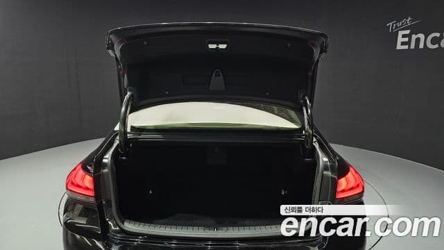 Genesis G80 Luxury, 2019 20