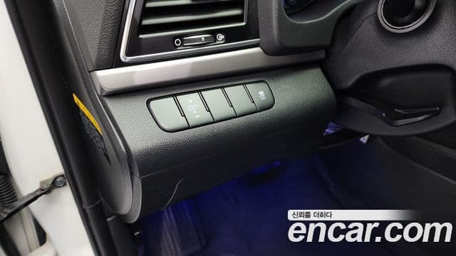 Hyundai Avante AD 1.6 e-VGT Smart, 2017 18