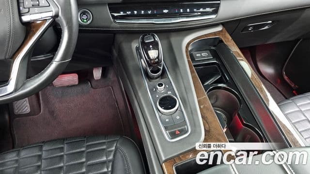 Cadillac Escalade 5세대 Sport Platinum, 2021 9