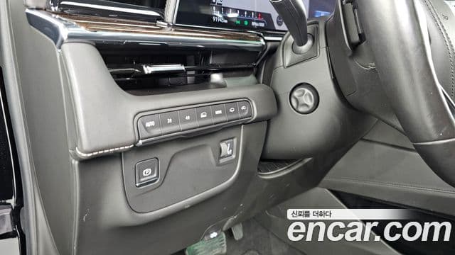 Cadillac Escalade 5세대 Sport Platinum, 2021 18
