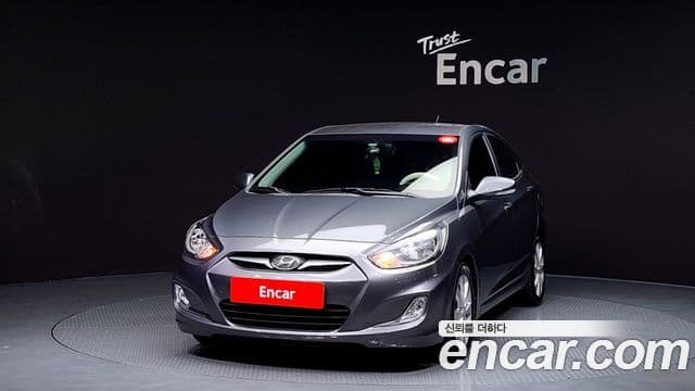 Hyundai Accent(новый кузов / новое поколение) Premier, 2012 3