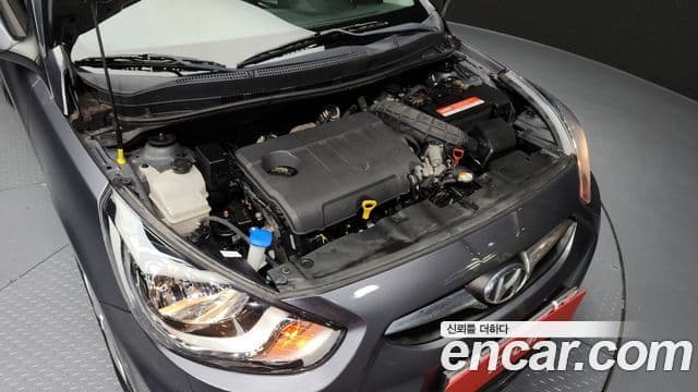 Hyundai Accent(новый кузов / новое поколение) Premier, 2012 6