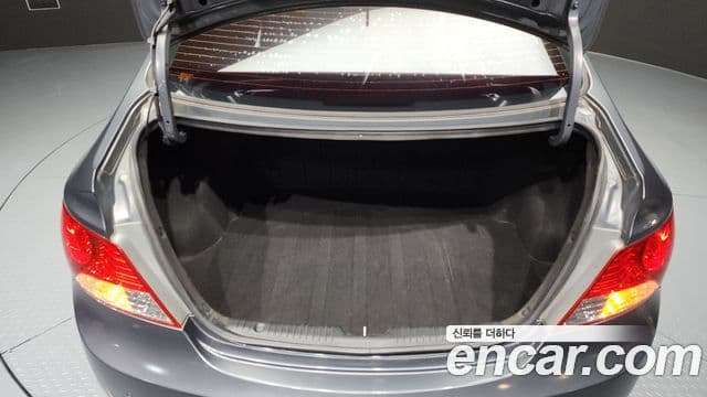 Hyundai Accent(новый кузов / новое поколение) Premier, 2012 20