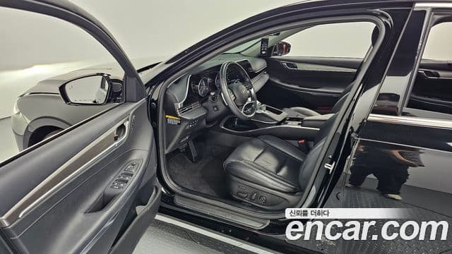 Hyundai The / новый New Grandeur IG гибрид Exclusive, 2020 11