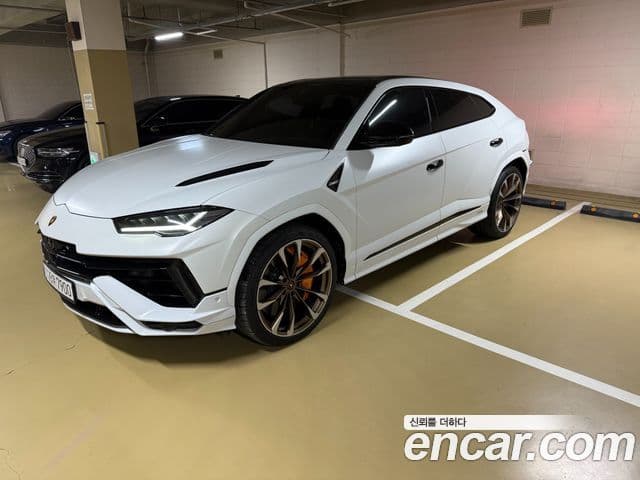 Lamborghini Urus 4.0 V8 S, 2023 1