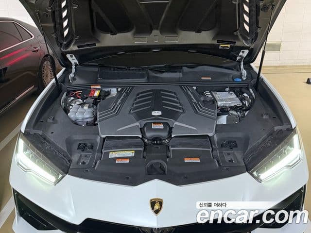 Lamborghini Urus 4.0 V8 S, 2023 6