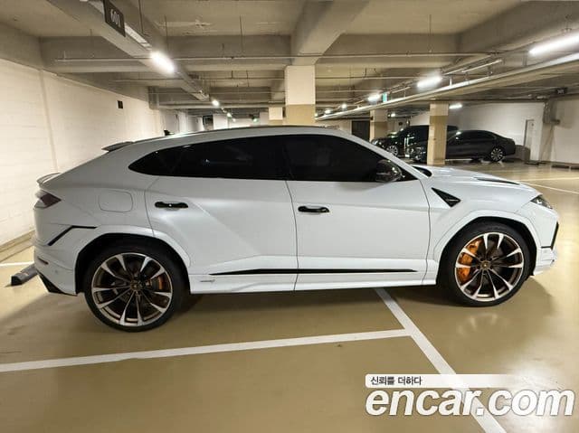 Lamborghini Urus 4.0 V8 S, 2023 14