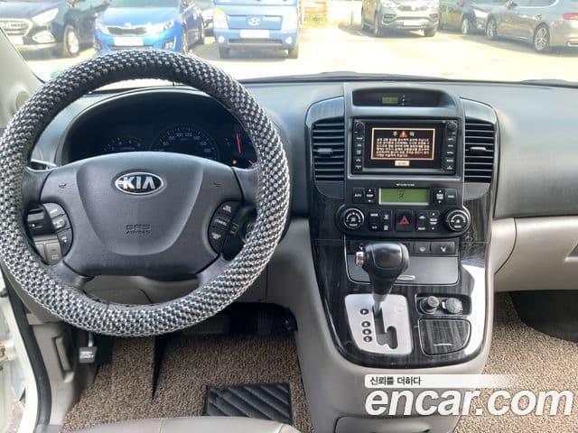 Kia Carnival R топовая версия, 2013 9